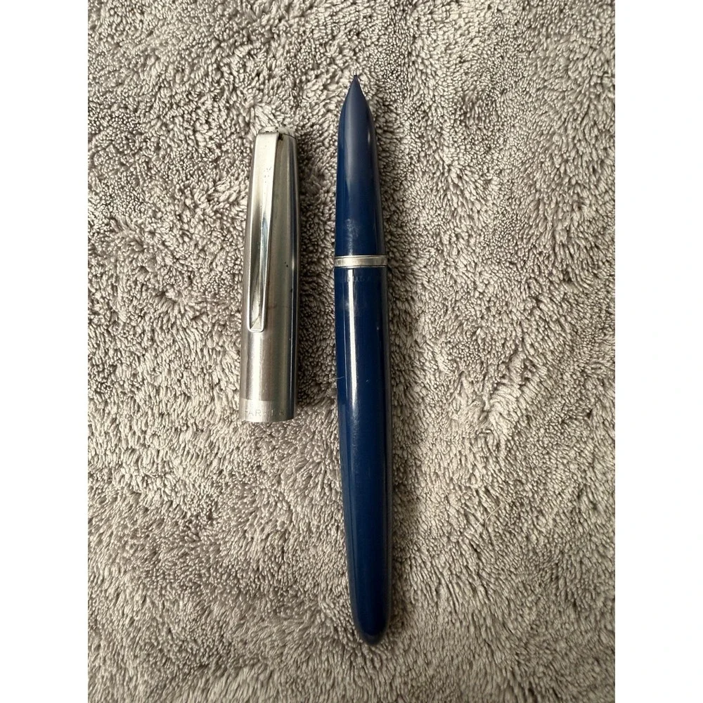 Parker Vintage 21 Blue Inverted Ridge Clip Fountain Pen